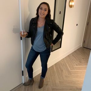 Meet your Posher, Steph